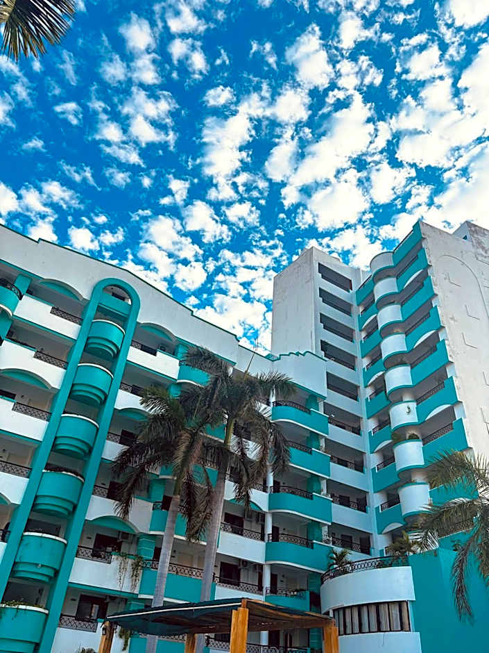 Hotel Playa Marina