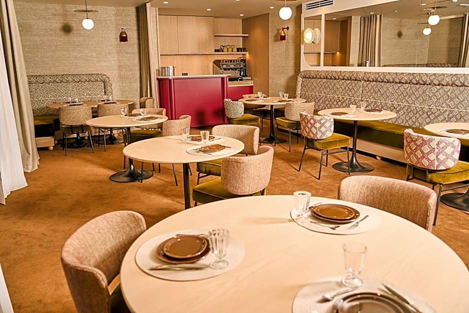 Hostellerie Du Chapeau Rouge