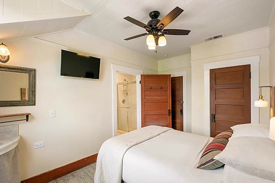 Sonoma Hotel