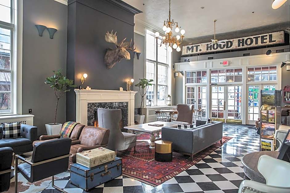 Hood River Hotel
