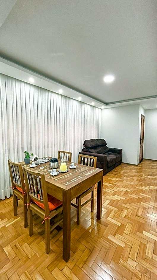 Amplo Apartamento no Centro