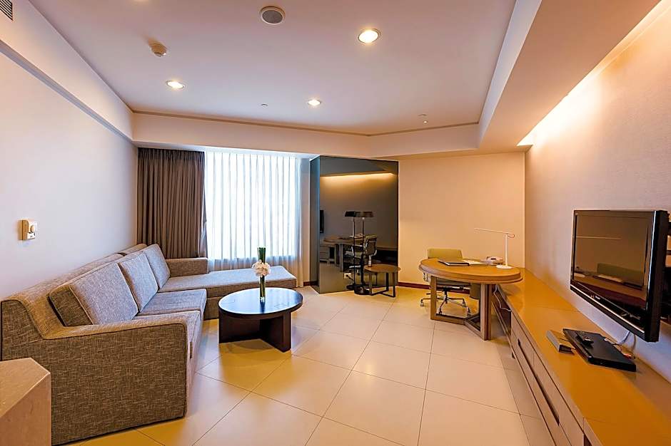 Photo 1 of 8 of 1 Bedroom Apartment
