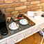 Trevi Contemporary Suite