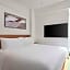 DoubleTree by Hilton Shenzhen Airport Residences