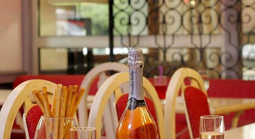 The Originals City, Hôtel Cartier, Quillan