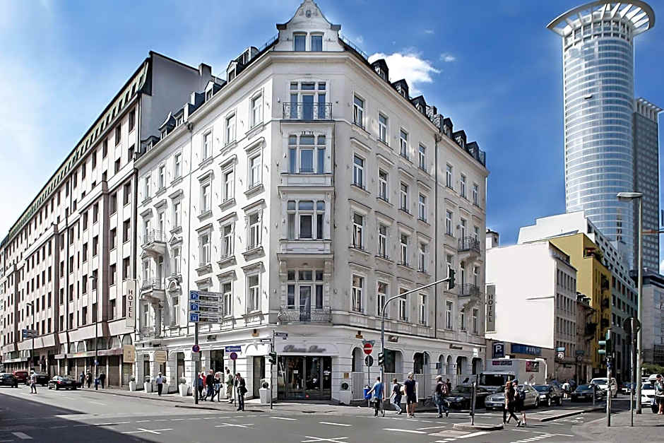 Grand Hotel Downtown