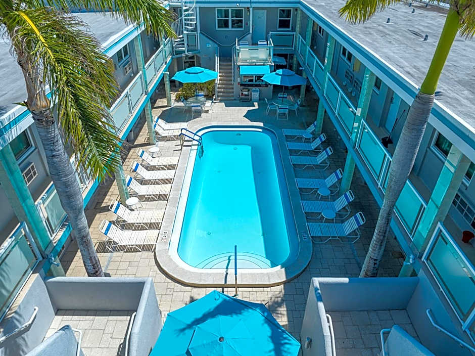 Camelot Beach Suites