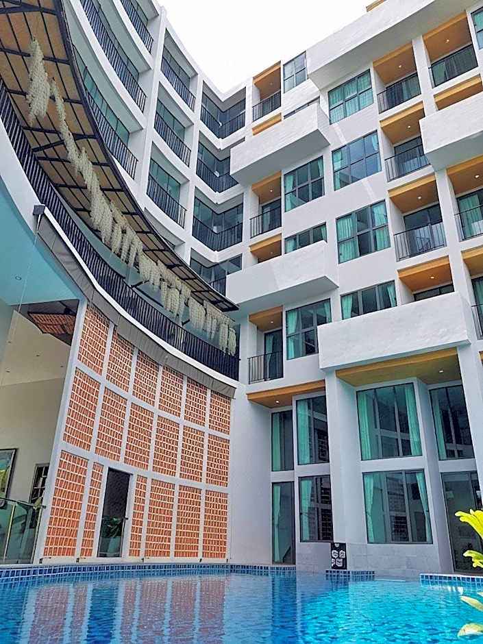 Atomphukethotel