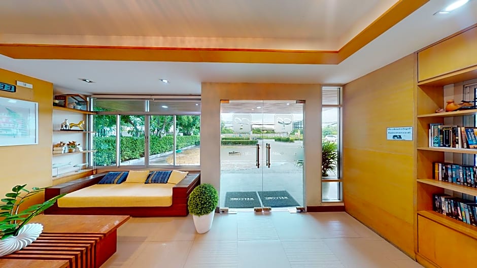 Central Place Serviced Apartment