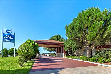 Best Western Brady Inn