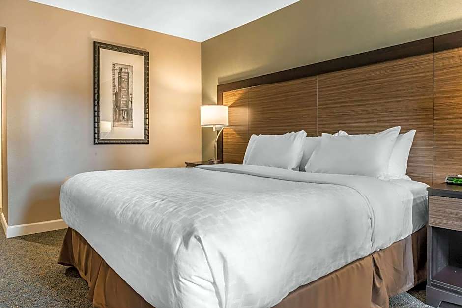 Clarion Inn Belle Vernon