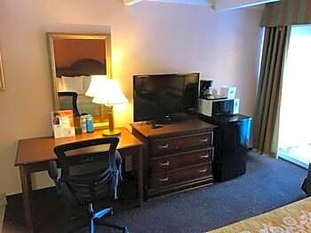 Days Inn by Wyndham Ann Arbor