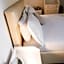 AUSA suites