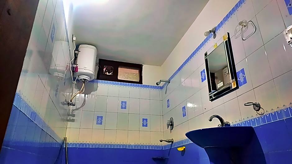 Dev Cottage and Homestay