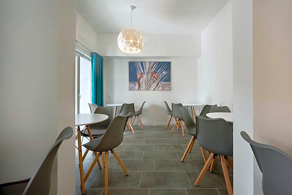 APART Garni Hotel LARIMAR