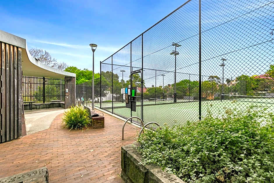 Hamilton Lodge Apartments by Urban Rest