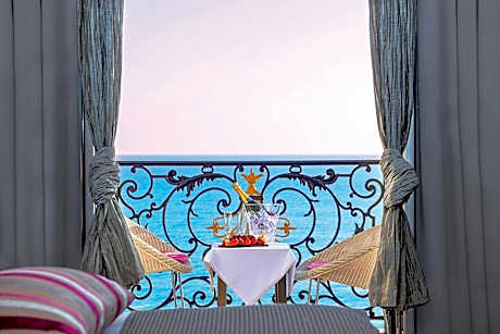 Deluxe Double or Twin Room with Sea View