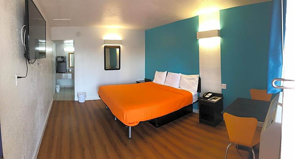 Trade Wind Motel