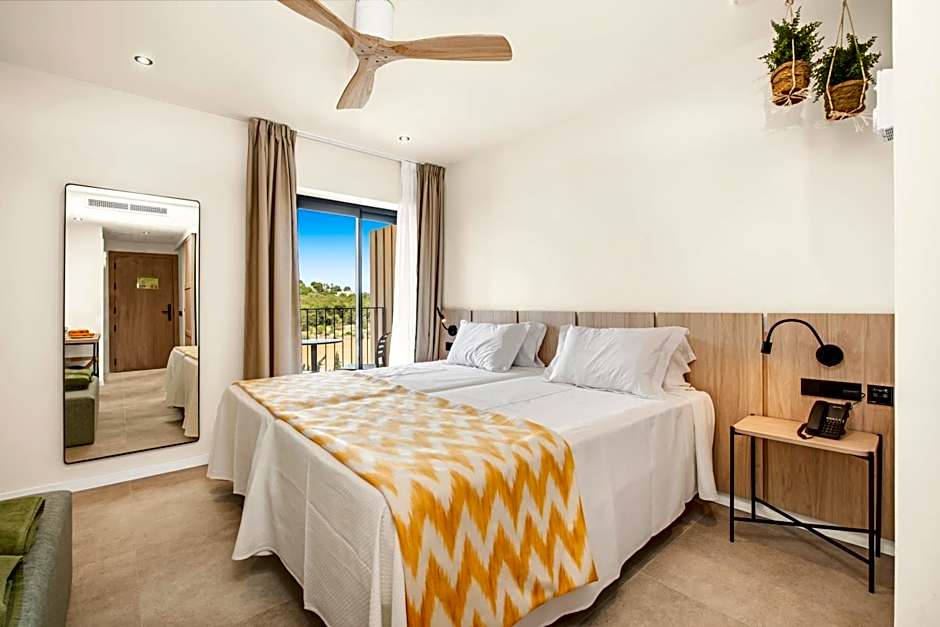 Tangerine by Honne Hotels - Adults Only