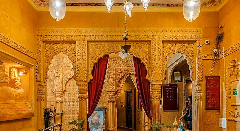 Hotel Lal Garh Fort And Palace