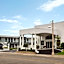 La Quinta Inn & Suites by Wyndham Oceanfront Daytona Beach