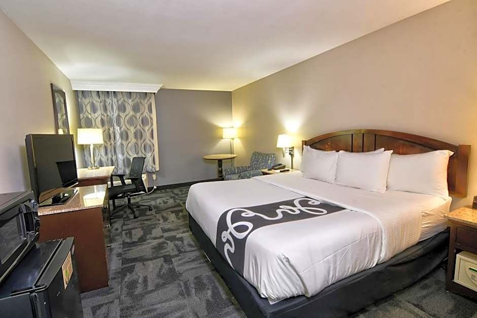 La Quinta Inn & Suites by Wyndham Springfield South