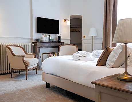 Deluxe Double Room with Bath