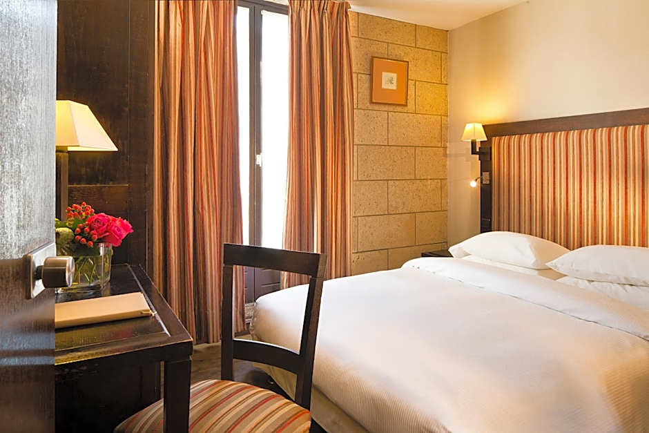 Europe Saint Severin-Paris Notre Dame