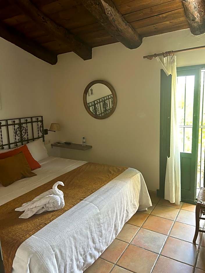 Hotel Rural Castillo de Biar Finca FANECAES