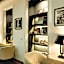 V Collection Piazza Farnese Luxury Suites