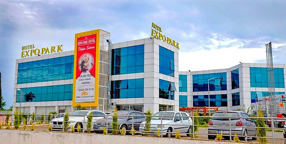Expo Park Hotel
