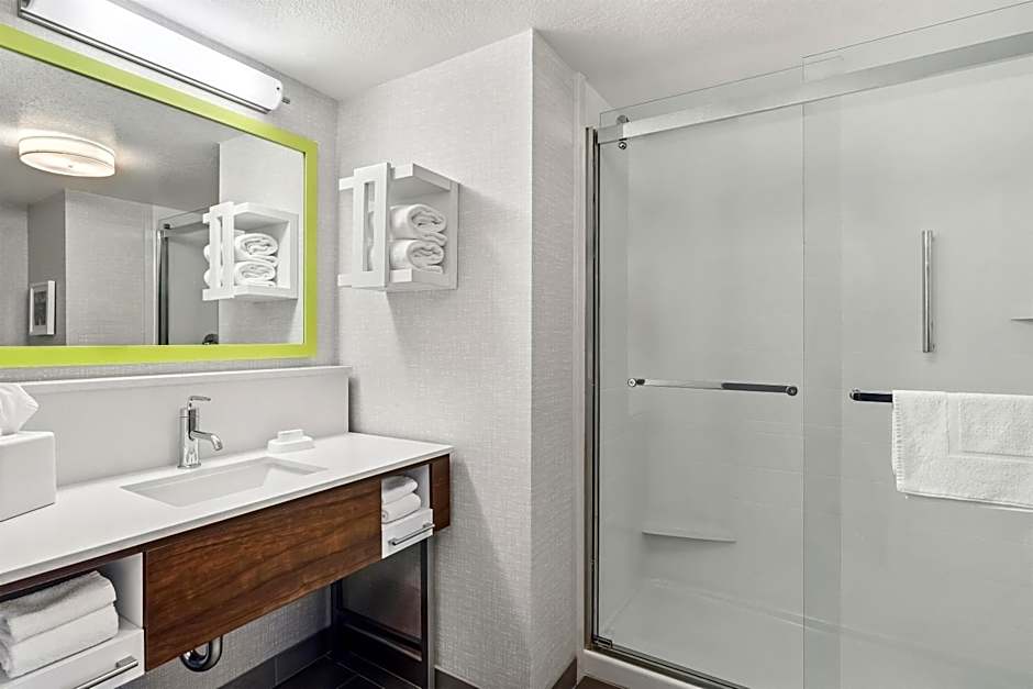 Hampton Inn By Hilton & Suites Lathrop, Ca