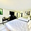 La Quinta Inn & Suites by Wyndham Rome