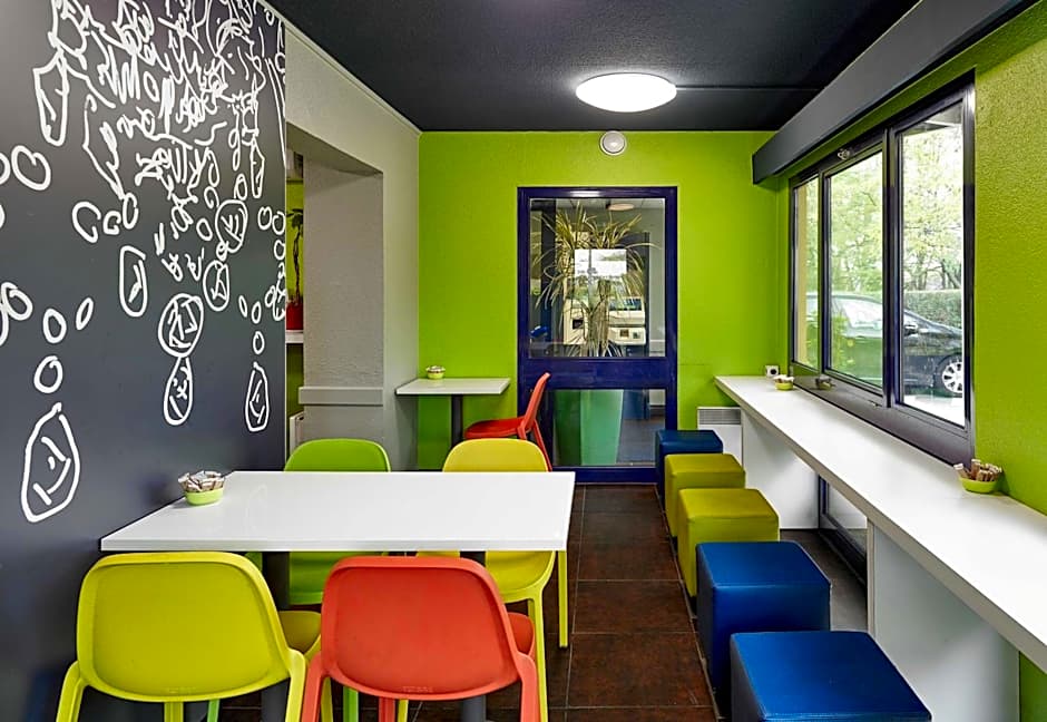 B&B HOTEL Viry-Châtillon