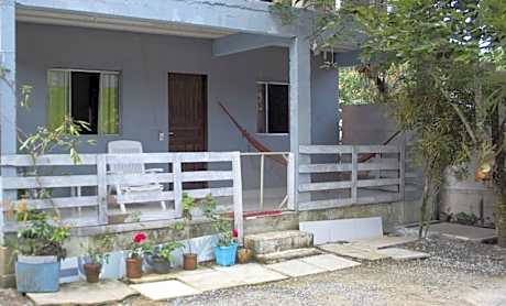 Casa c Wi-Fi a 10min do centro historico de Paraty