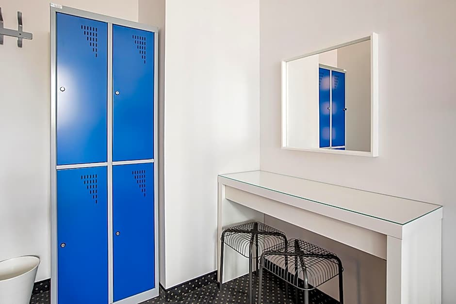 Inbed Hostel