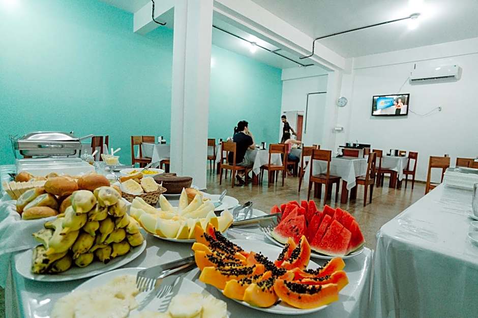 Hotel Verde Mares