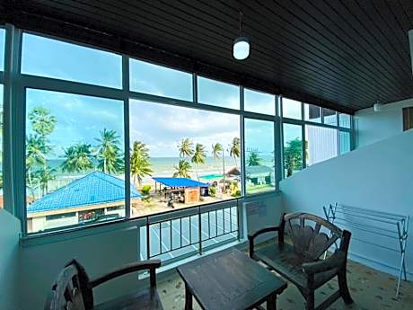 Double Room with Balcony and Sea View