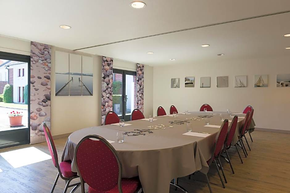 The Originals City, Hotel Le Gayant, Douai (Inter-Hotel)