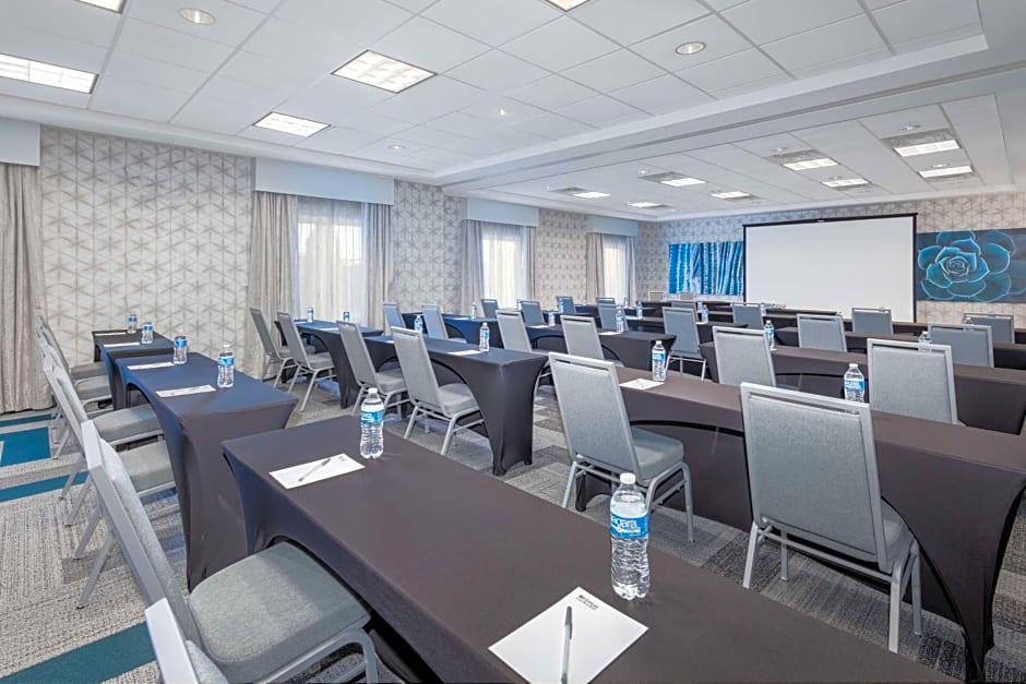 Hilton Garden Inn Albuquerque Journal Center