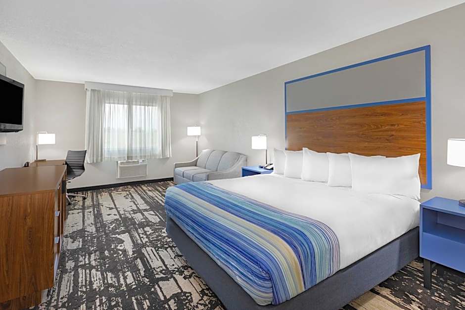 AmericInn by Wyndham Pella