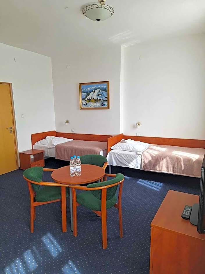 Hotel *** NAT Krynica Zdrój