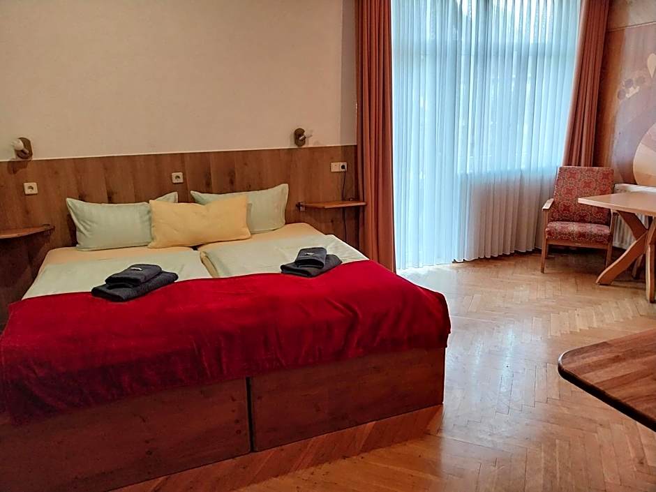 Landhotel Waldschlößchen mit Gaststube