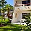 Park Royal Homestay Los Cabos