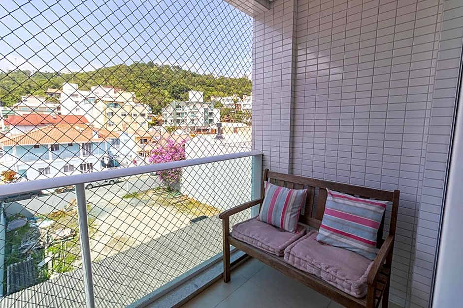 Boulevard 221D - Excelente apartamento em condomínio de luxo no centro de Bombinhas - Piscina - Jacuzzi - Academia - Portaria 24h - (Consultar serviços de roupa de cama e banho)