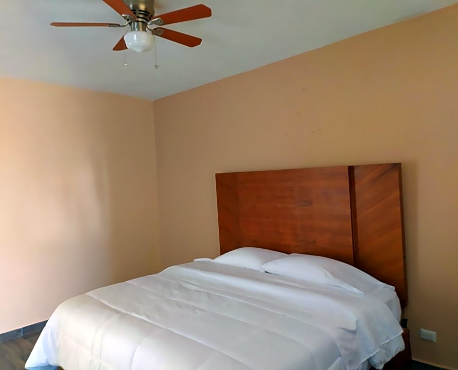 Oxi Hotel