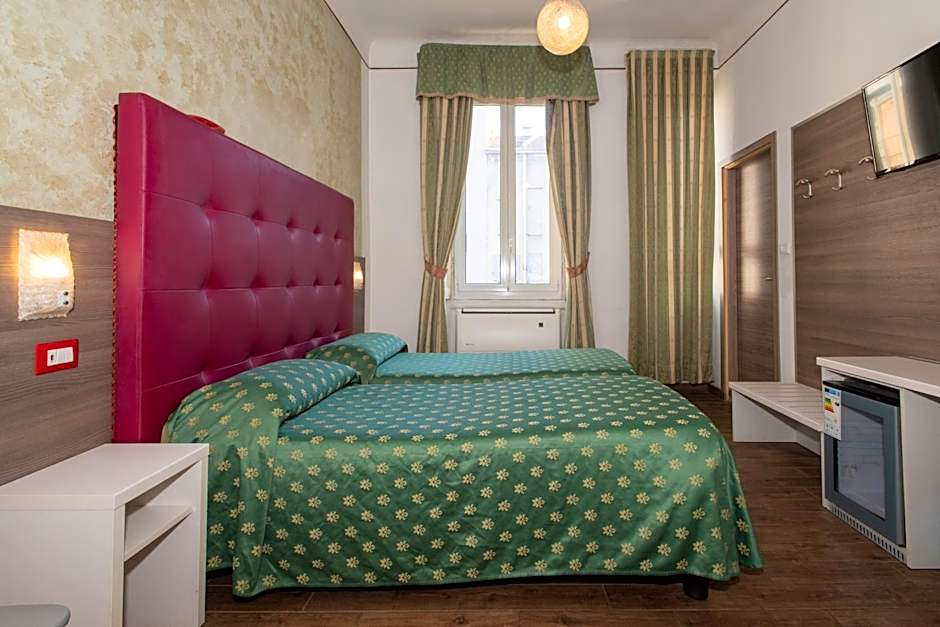Hotel Piola