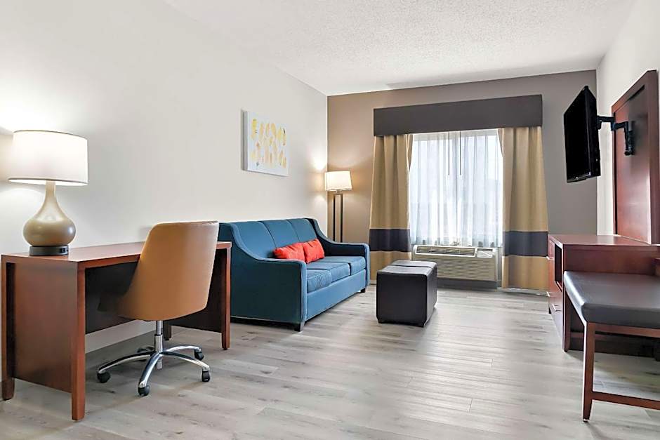 Comfort Suites Southfield/Detroit