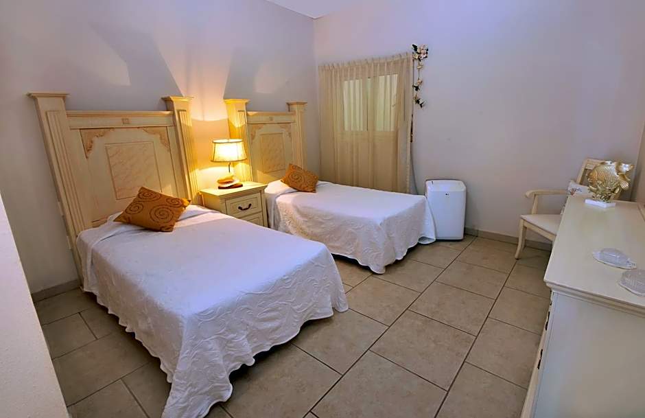 Marina Banderas Suites Hotel Boutique