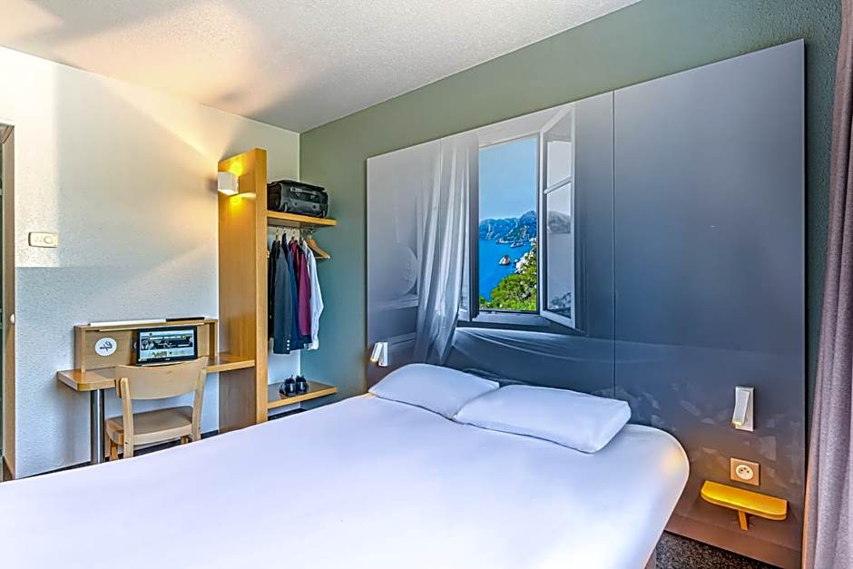 B&B HOTEL Salon de Provence
